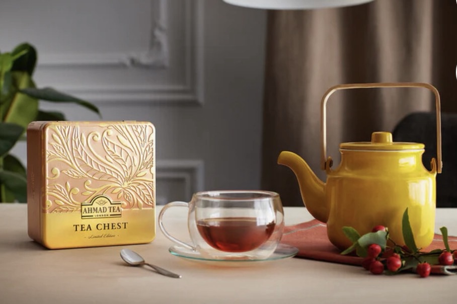 Tea Chest Four Caddy with 4 Black & Green Teas - 40 Teabags