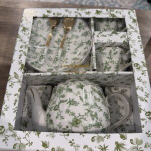Grace Teaware Fine Porcelain 7-Piece Boxed Tea Set Green Floral New Gift Box